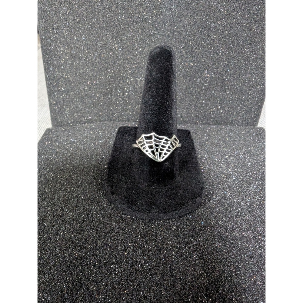 Silver Toned Spider Web Ring - Size‎ 8
